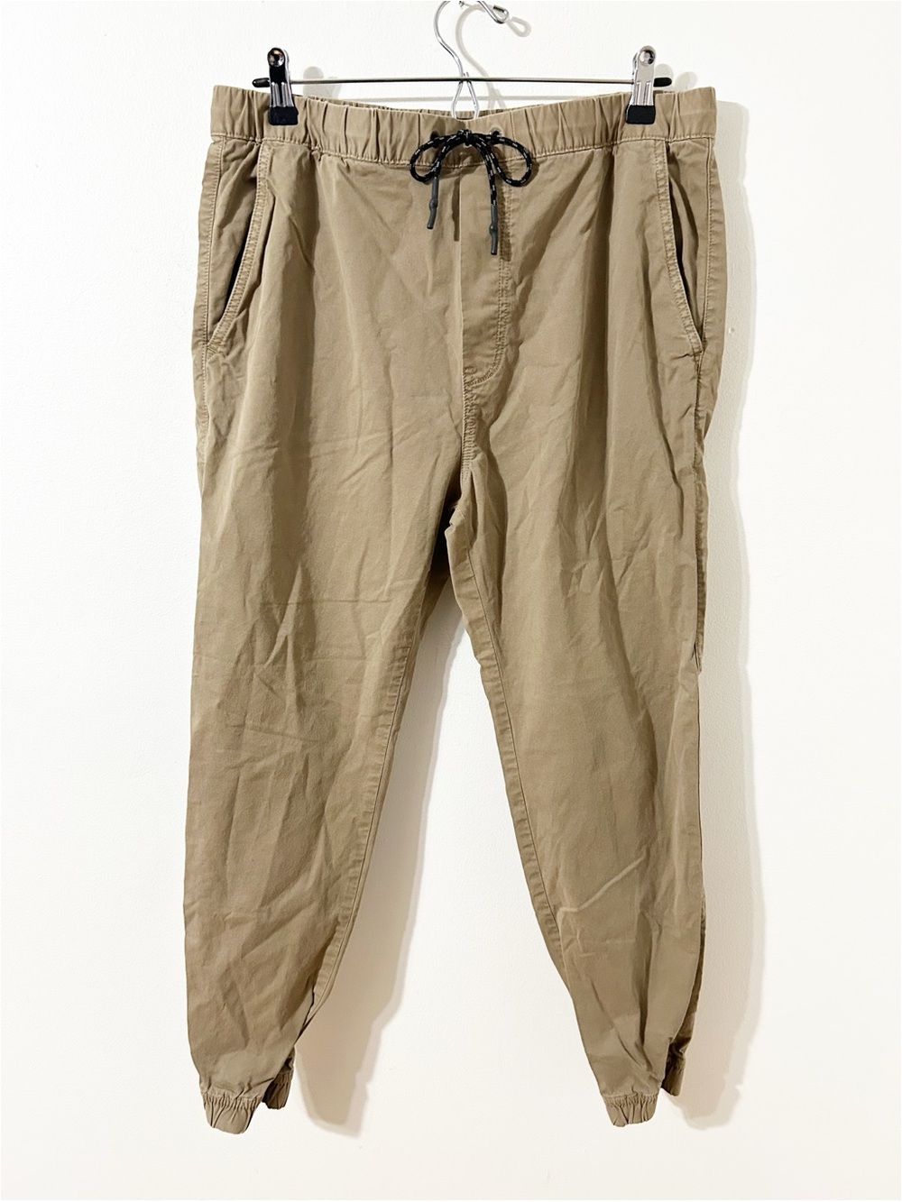 American Eagle Ne(x)t Level Flex Men’s Jogger Pants - Medium Tan/Khaki